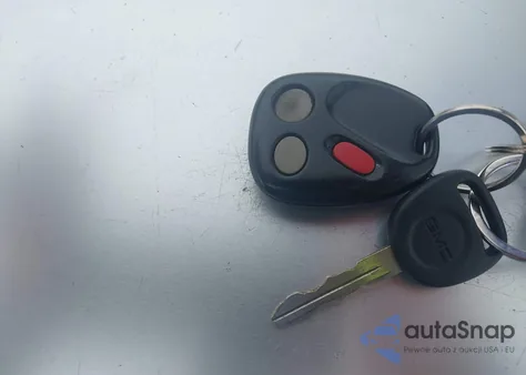 2004 GMC Yukon Sle z USA, uszkodzony, nr VIN 1GKEC13T34R196613